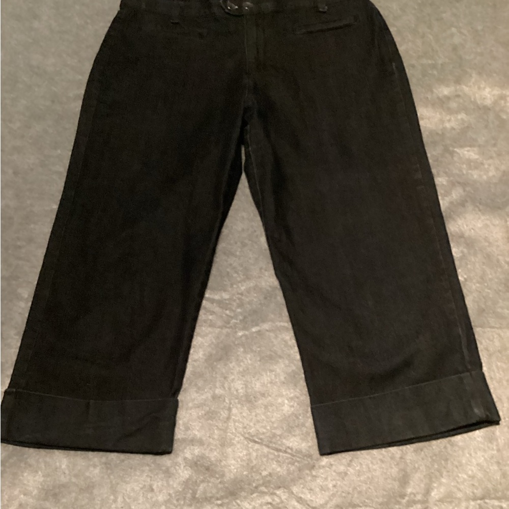 Bandolino Blue Cropped Jeans with Cuffed Hem. C23